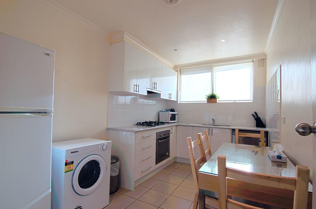Park Squire Motor Inn & Serviced Apartments Melbourne Room photo