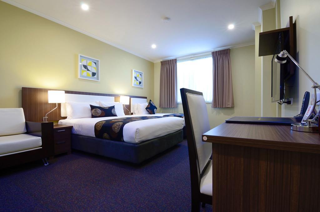 Park Squire Motor Inn & Serviced Apartments Melbourne Exterior photo