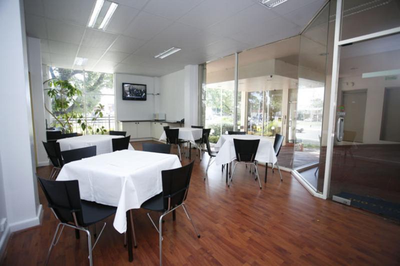 Park Squire Motor Inn & Serviced Apartments Melbourne Exterior photo