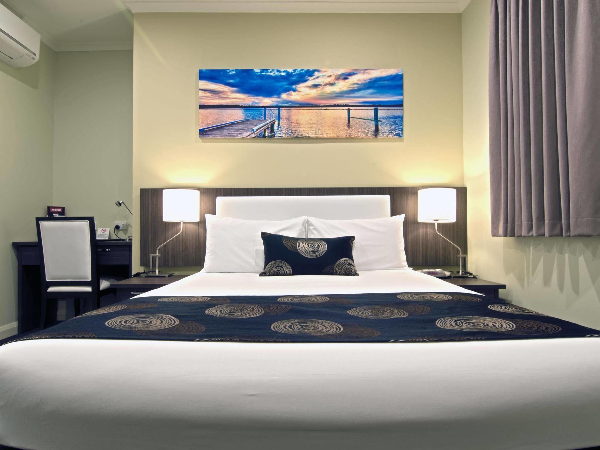 Park Squire Motor Inn & Serviced Apartments Melbourne Exterior photo
