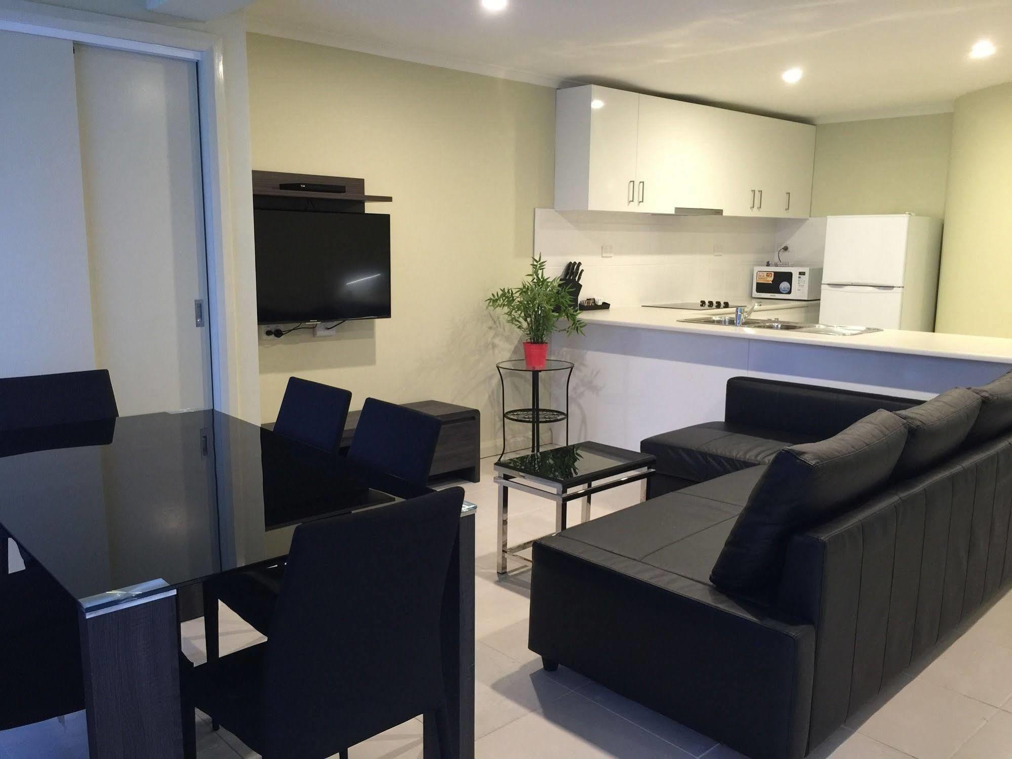 Park Squire Motor Inn & Serviced Apartments Melbourne Exterior photo